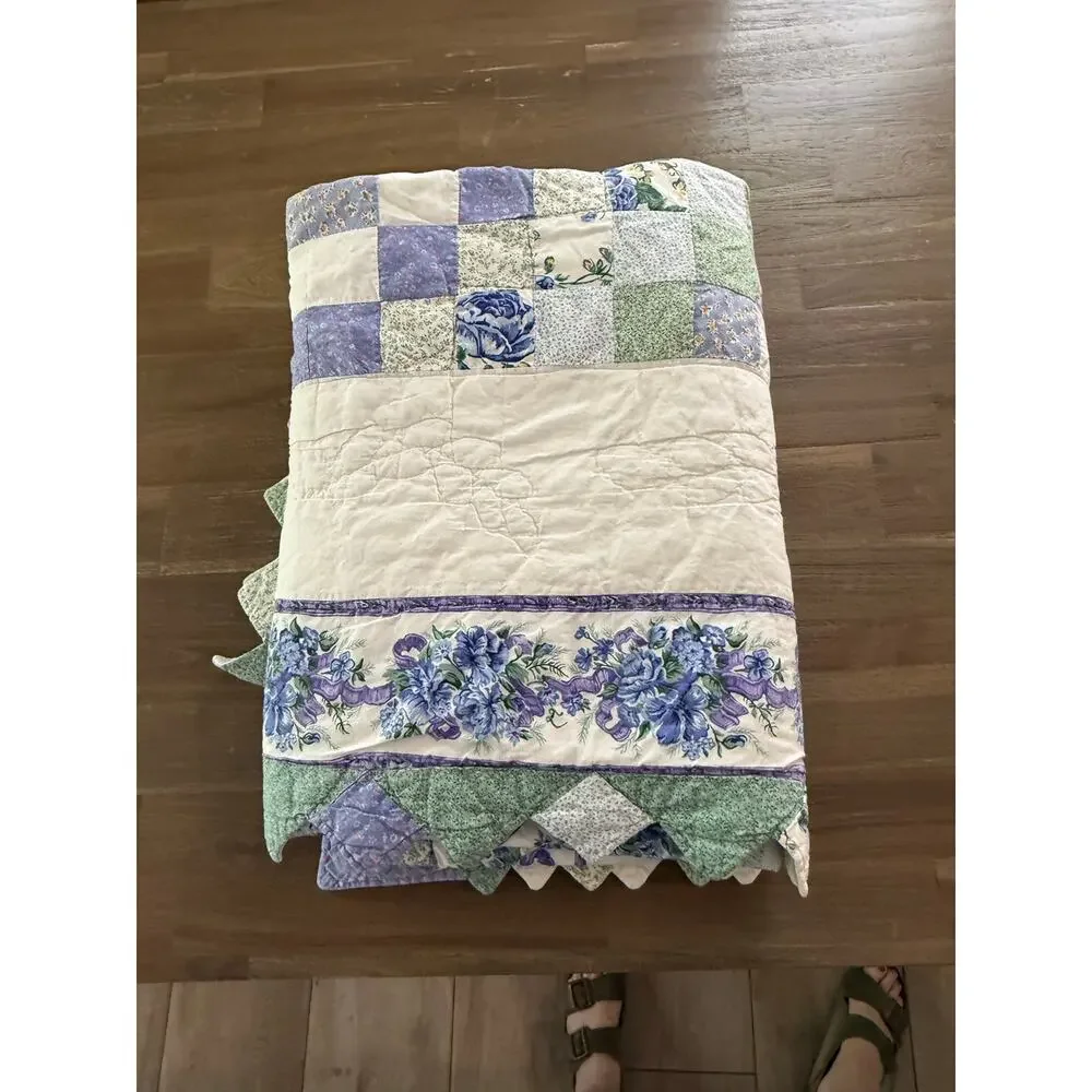 Around the World Grandmacore Handmade Lavender and Green Twin Quilt